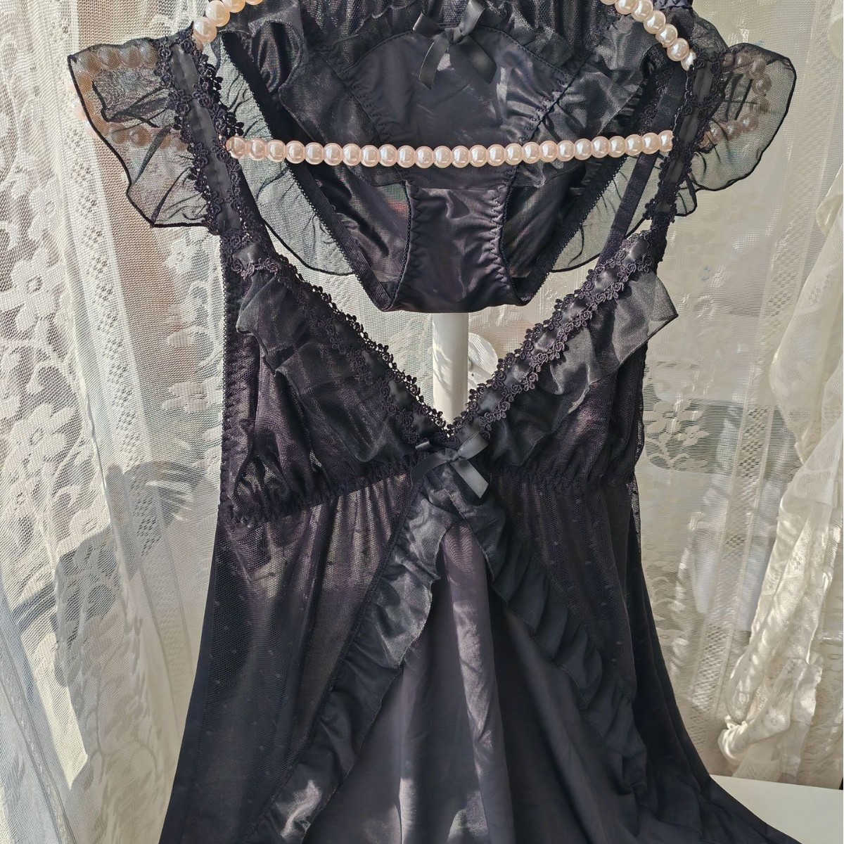 Women Black Ice Silk Nightgown - Lace Dress 评论和价格